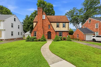 66 Rencelau St, Springfield, MA 01118 - Photo 1