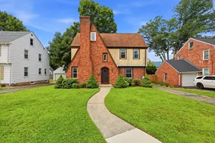 66 Rencelau St, Springfield, MA 01118 - Photo 1