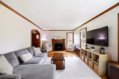 66 Rencelau St, Springfield, MA 01118 - Photo 10