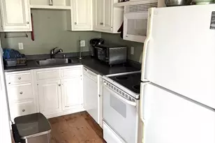 201 Thorndike St, Lowell, MA 01852 - Photo 4