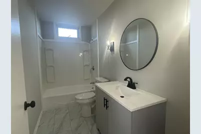 48 Woodlawn St #2, New Bedford, MA 02744 - Photo 4