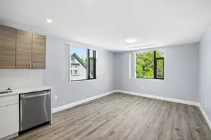 632 Centre St, Boston, MA 02139 - Photo 6