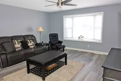 200 Lambert Ter #62, Chicopee, MA 01020 - Photo 4