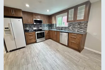 39 Townly Rd Watertown #1, Watertown, MA 02472 - Photo 6