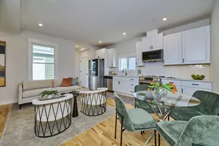 17 Macarthur St, Somerville, MA 02145 - Photo 2