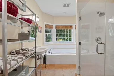 8 Woodhaven Dr, Edgartown, MA 02539 - Photo 12
