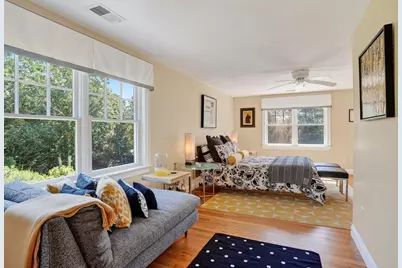 8 Woodhaven Dr, Edgartown, MA 02539 - Photo 22