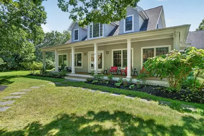8 Woodhaven Dr, Edgartown, MA 02539 - Photo 2