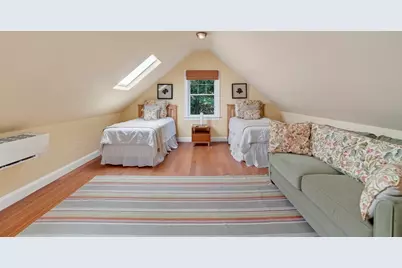 8 Woodhaven Dr, Edgartown, MA 02539 - Photo 14