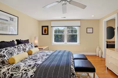 8 Woodhaven Dr, Edgartown, MA 02539 - Photo 18
