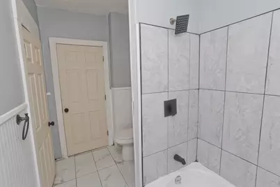 239-241 Oak Grove Ave, Springfield, MA 01109 - Photo 32