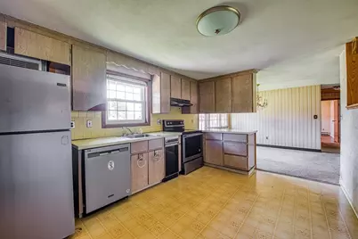 33 Upton St, Brockton, MA 02302 - Photo 14