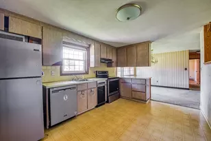 33 Upton St, Brockton, MA 02302 - Photo 14
