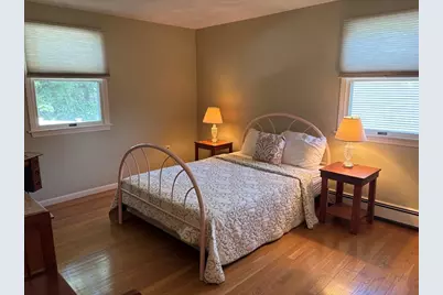 4 Crest Road, Framingham, MA 01702 - Photo 10