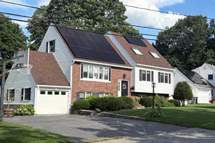 4 Crest Rd, Framingham, MA 01702 - Photo 2