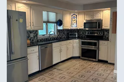 4 Crest Road, Framingham, MA 01702 - Photo 6