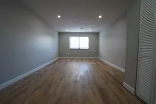 404 Langley Rd, Newton, MA 02459 - Photo 16