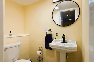 31 Green St, Northborough, MA 01532 - Photo 10