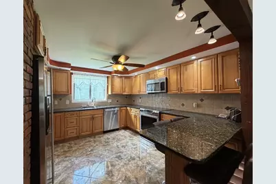 31 Green St, Northborough, MA 01532 - Photo 4