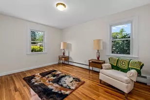 208 Stony Brook Rd, Raynham, MA 02767 - Photo 4