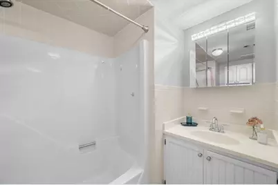 102 Wharf St #A6, Salem, MA 01970 - Photo 18