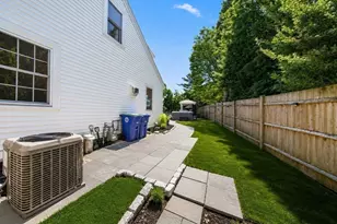 238 Liberty St, Braintree, MA 02184 - Photo 30