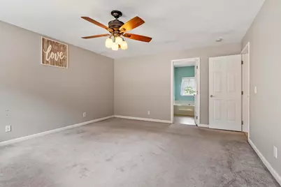 677 Franklin Rd, Fitchburg, MA 01420 - Photo 36