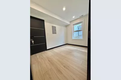 35 Greendale Ave #A, Worcester, MA 01606 - Photo 8