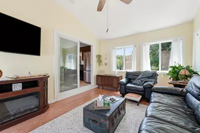 98 McLean Parkway, Ludlow, MA 01056 - Photo 12