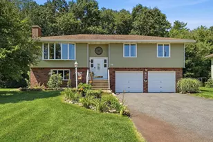 98 McLean Pkwy, Ludlow, MA 01056 - Photo 1