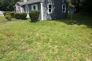 1 E Public St, Freetown, MA 02702 - Photo 4
