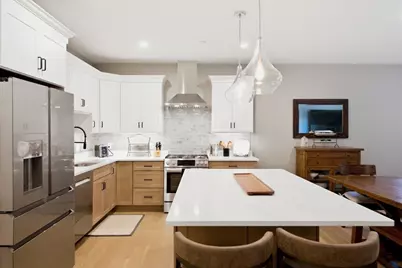 134 Court St #2, Plymouth, MA 02360 - Photo 4
