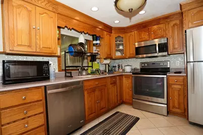 116 Pond St, Billerica, MA 01821 - Photo 10