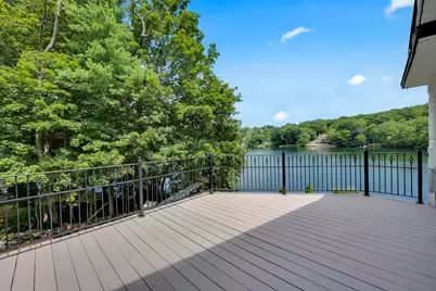 19 Crocker Ave, Lunenburg, MA 01462 - Photo 6