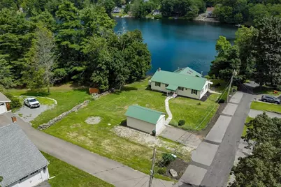 19 Crocker Ave, Lunenburg, MA 01462 - Photo 2