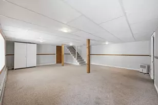 19 Crocker Ave, Lunenburg, MA 01462 - Photo 28