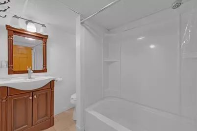 19 Crocker Ave, Lunenburg, MA 01462 - Photo 22