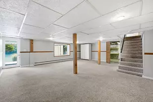 19 Crocker Ave, Lunenburg, MA 01462 - Photo 26