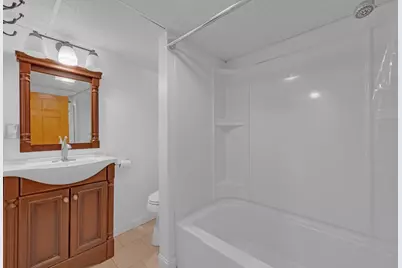 19 Crocker Ave, Lunenburg, MA 01462 - Photo 22