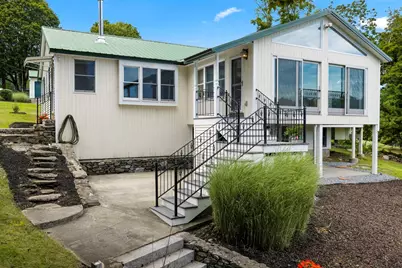 19 Crocker Ave, Lunenburg, MA 01462 - Photo 32