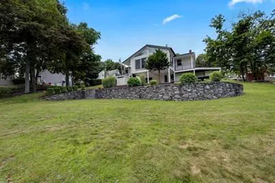 19 Crocker Ave, Lunenburg, MA 01462 - Photo 30