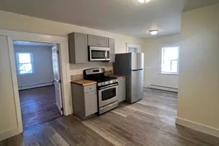 16 Park, Salem, MA 01970 - Photo 4