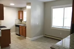 17 Sewall St, Somerville, MA 02145 - Photo 4
