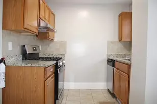 17 Sewall St, Somerville, MA 02145 - Photo 1
