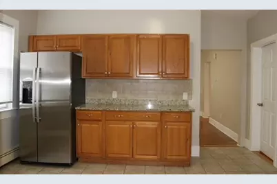17 Sewall Street #1, Somerville, MA 02145 - Photo 4