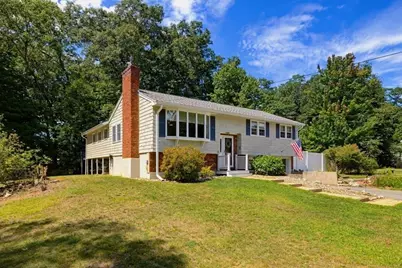3 Bonnie Ln, Billerica, MA 01821 - Photo 2