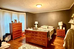 92 Walnut St, Clinton, MA 01510 - Photo 4