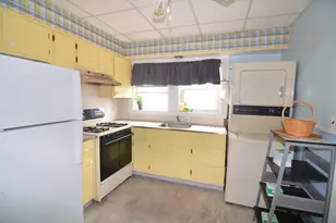 23 Tappan St, Melrose, MA 02176 - Photo 1