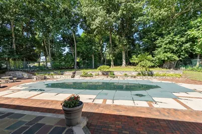 15 Cabot Road, Stoneham, MA 02180 - Photo 18