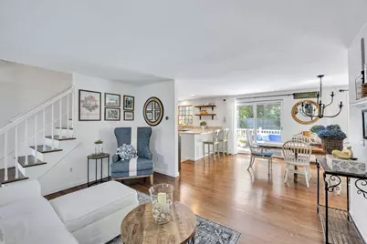7 Fernwood Ave, Barnstable, MA 02601 - Photo 4